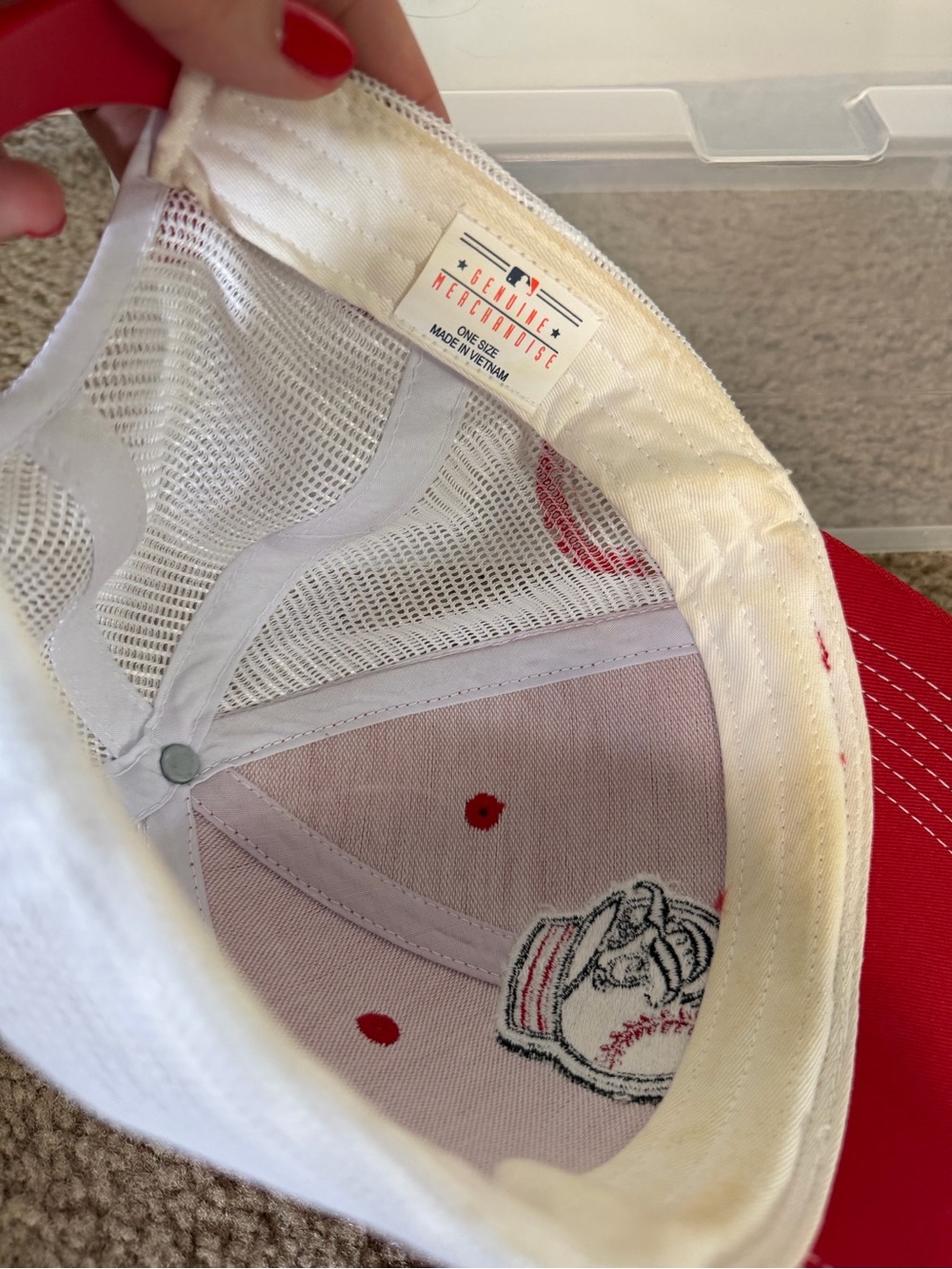 Cincinnati Reds Baseball Hat - Picture 7 of 7